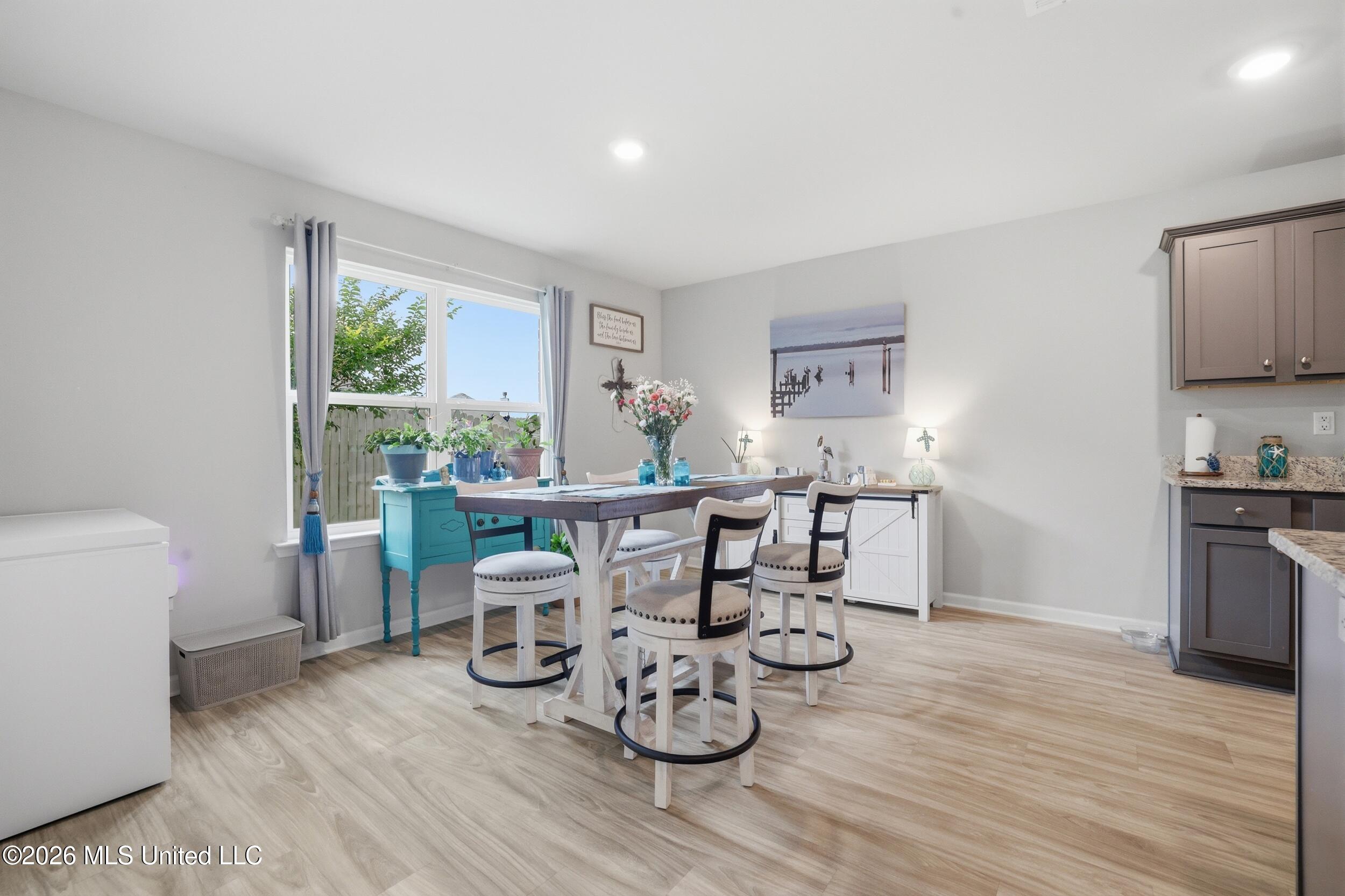 8257 Curry Road Biloxi, MS 39532 - Photo 20 of 49 R6__0966