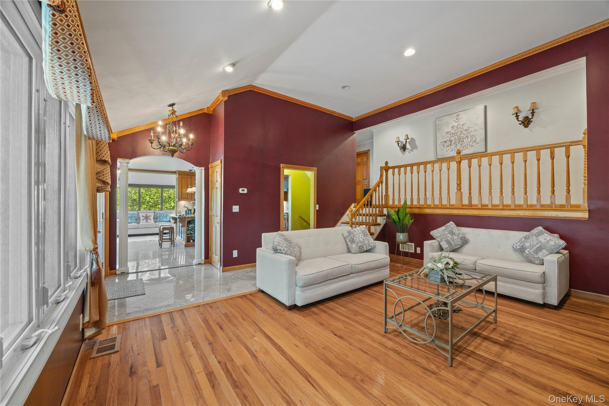 81 Avondale Road Yonkers, NY 10710 - Photo 6 of 48