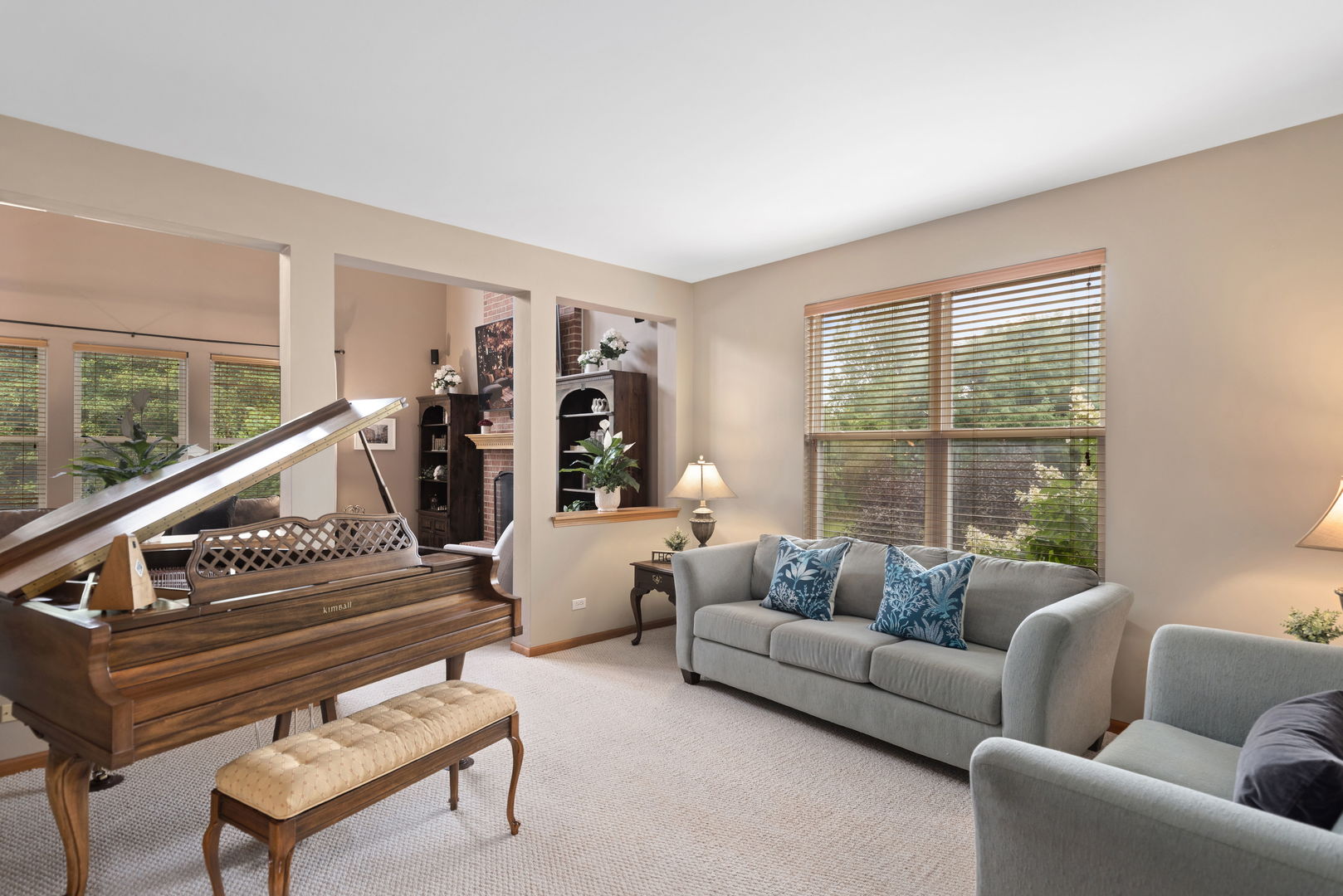 1476 Wildmeadow Road Round Lake, IL 60073 - Photo 4 of 37 a living room with furniture and a large window