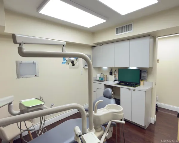 $6,000 | 333 East 34th Street | Murray Hill