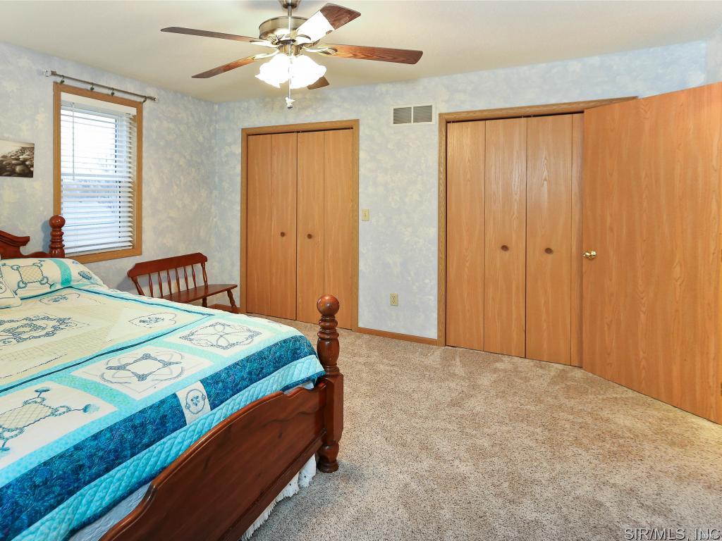 3325 Sand Road Edwardsville, IL 62025 - Photo 22 of 36