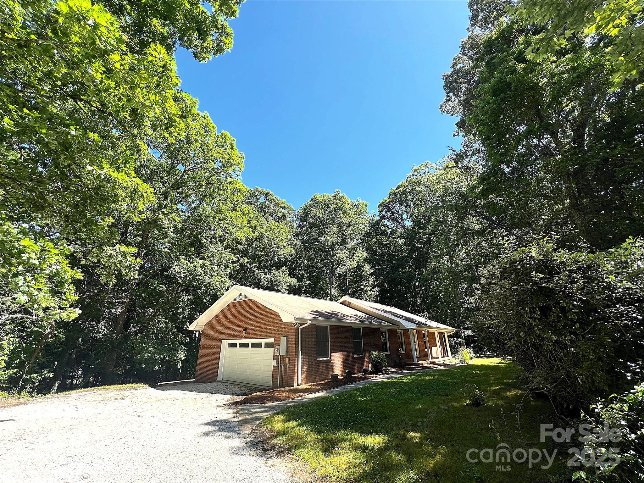 341 South Rugby Road Hendersonville, NC 28791 - Photo 22 of 22 Gallery Image 22
