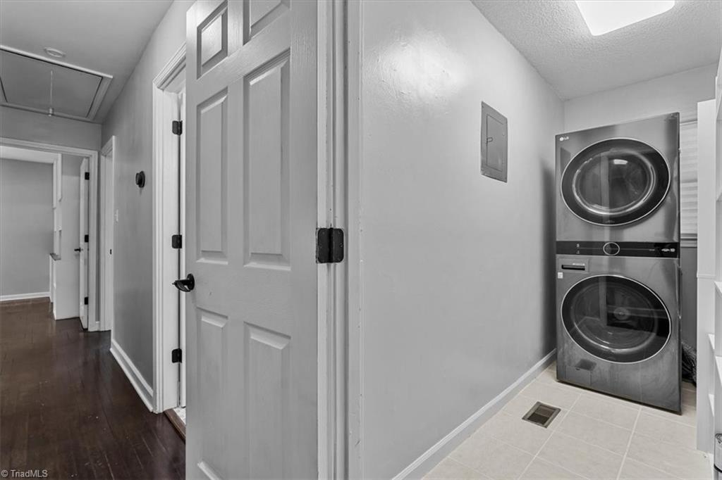 6630 Hunt Road Pleasant Garden, NC 27313 - Photo 12 of 48