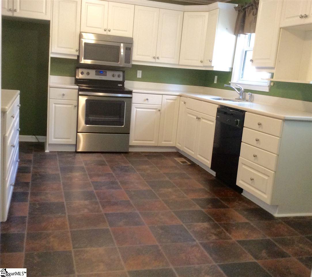 9917 Anderson Road Easley, SC 29642 - Photo 3 of 18 Gallery Image 3