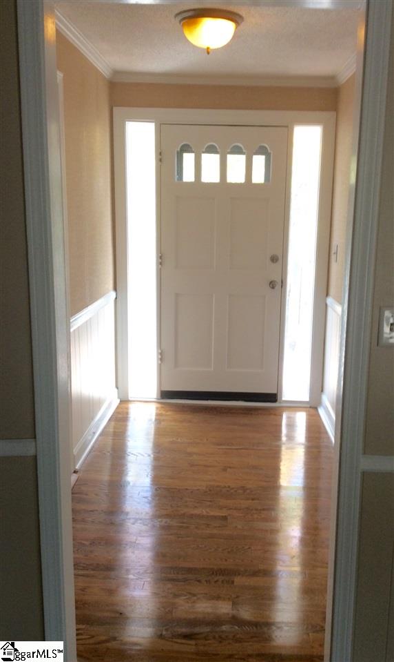 9917 Anderson Road Easley, SC 29642 - Photo 5 of 18 Gallery Image 5