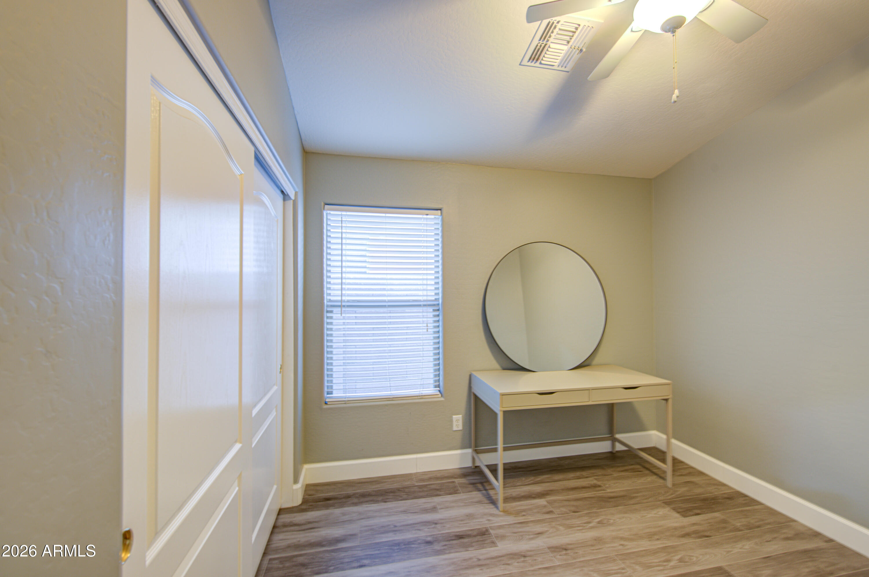 9130 West Riverside Avenue Tolleson, AZ 85353 - Photo 21 of 31 Bedroom 3-pic 1