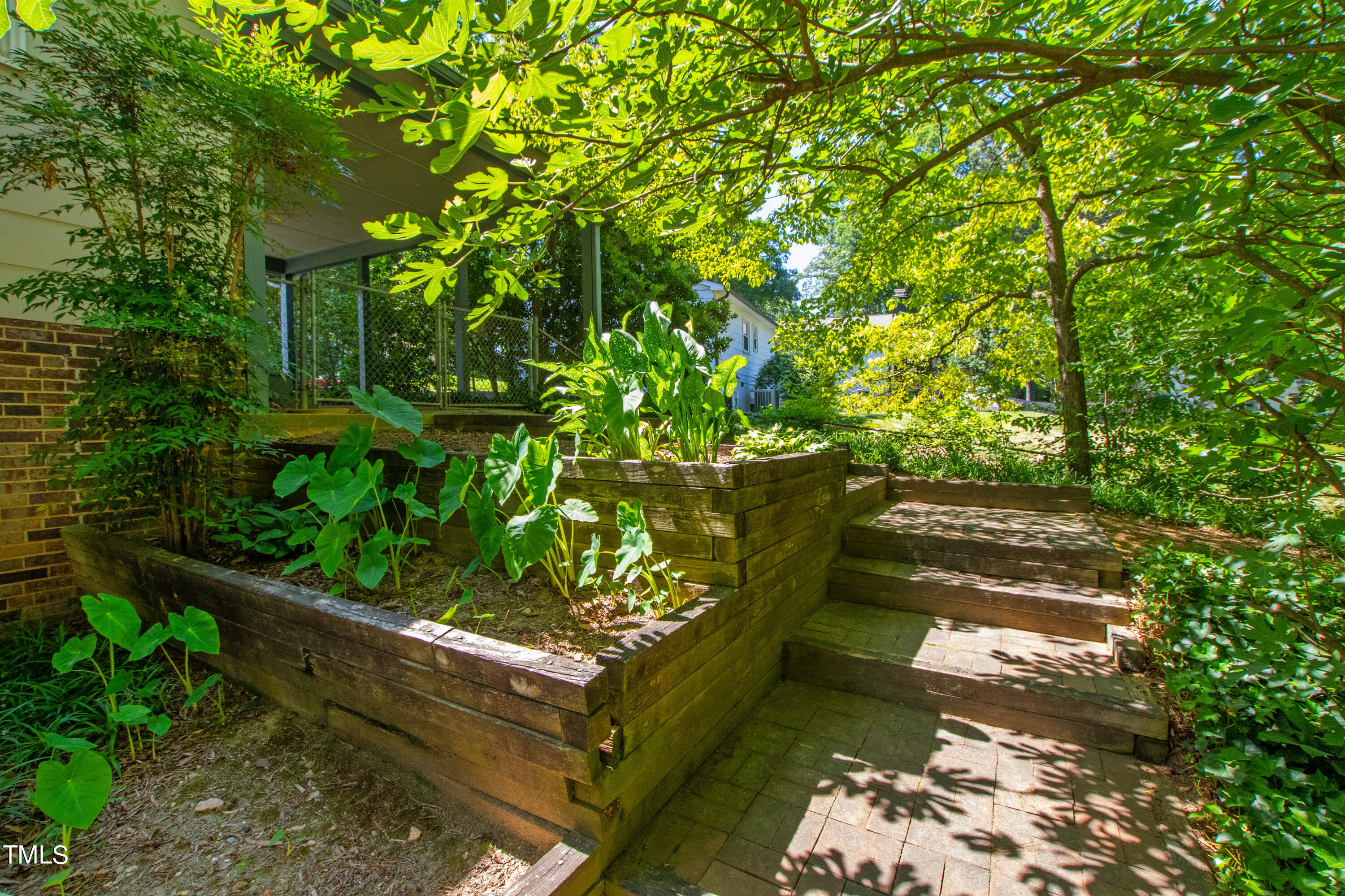 4832 Latimer Road Raleigh, NC 27609 - Photo 42 of 47 BAck 6