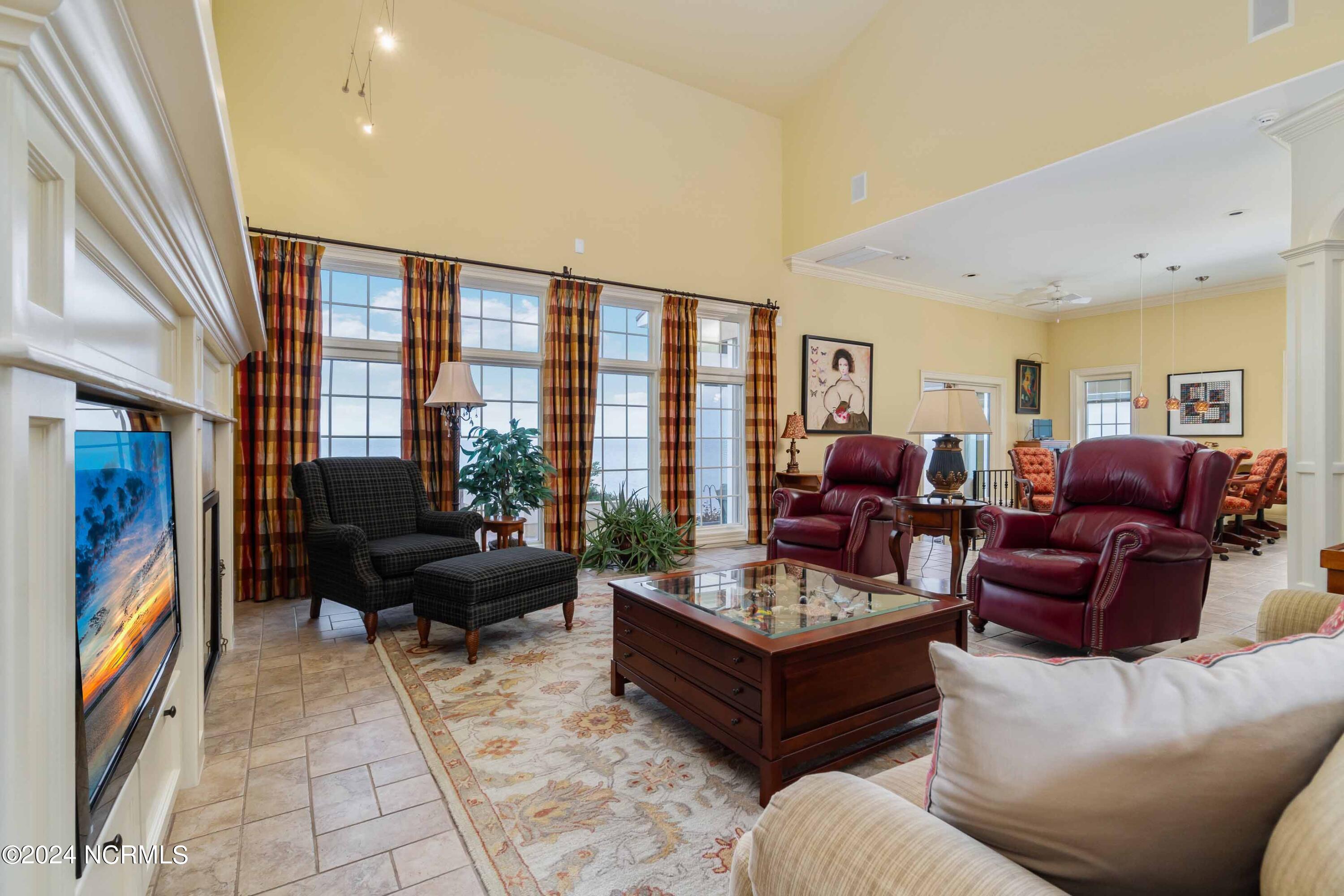 6054 Dolphin Road Oriental, NC 28571 - Photo 19 of 76 Great Room