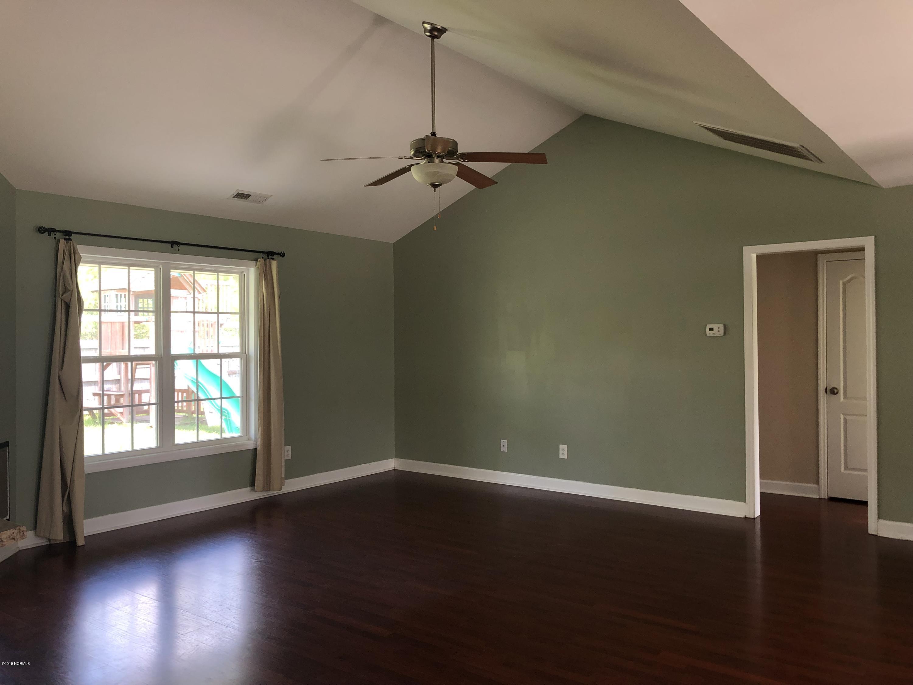309 Sand Ridge Road Hubert, NC 28539 - Photo 2 of 20 IMG_4093