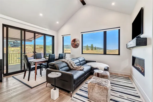 $990,000 | 30610 Relay Court, Oak Creek, CO 80467