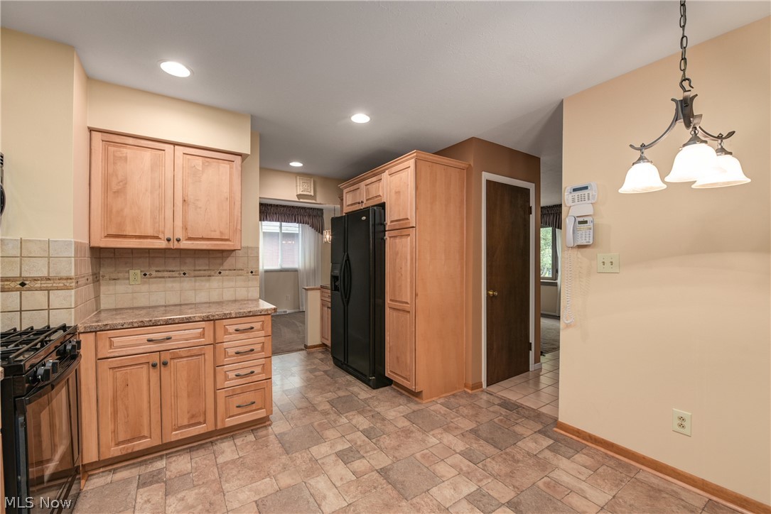 13630 Milo Road Cleveland, OH 44125 - Photo 7 of 33