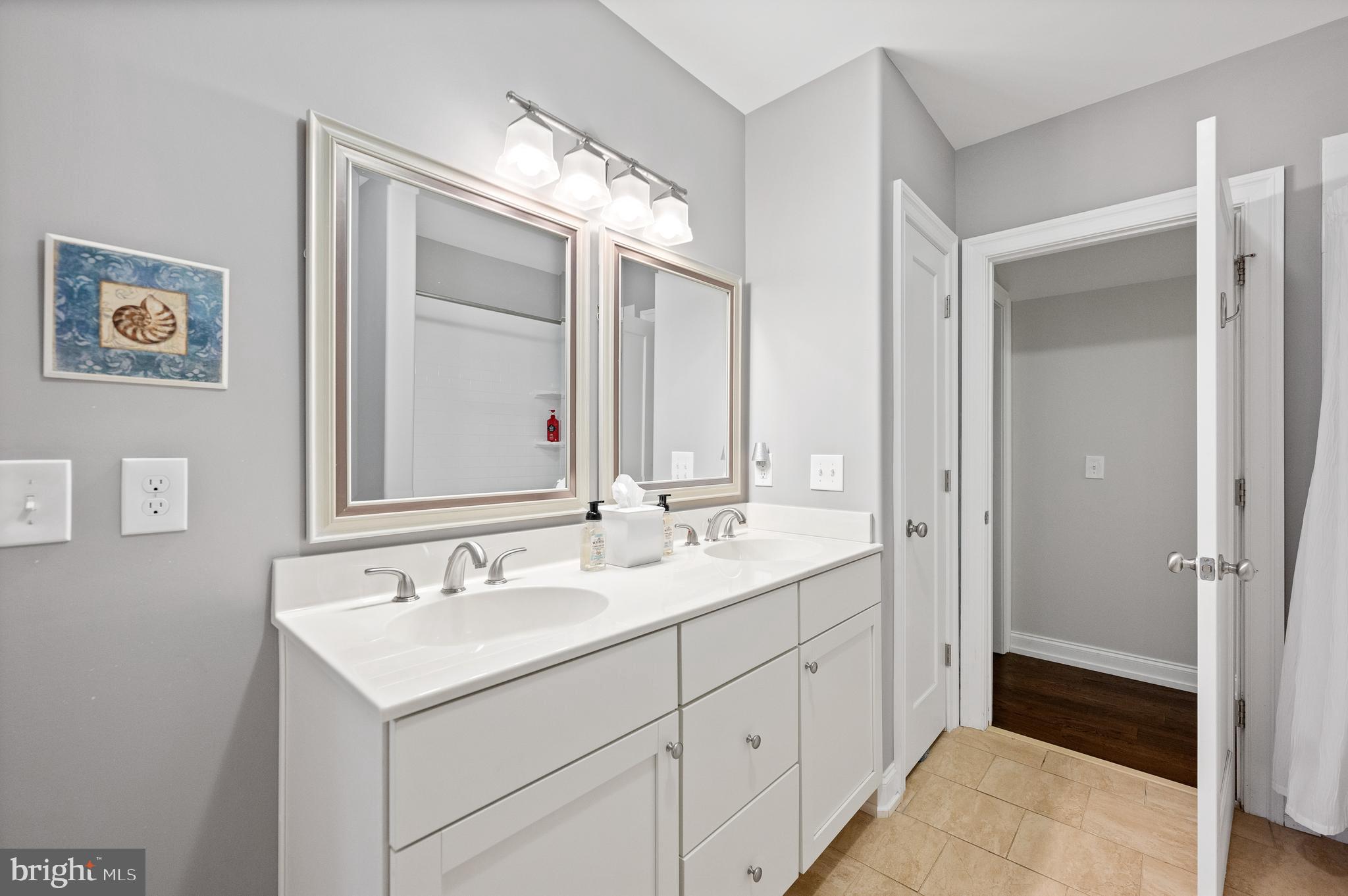 713 Grace Way Exton, PA 19341 - Photo 36 of 47 Full Hall Bathroom