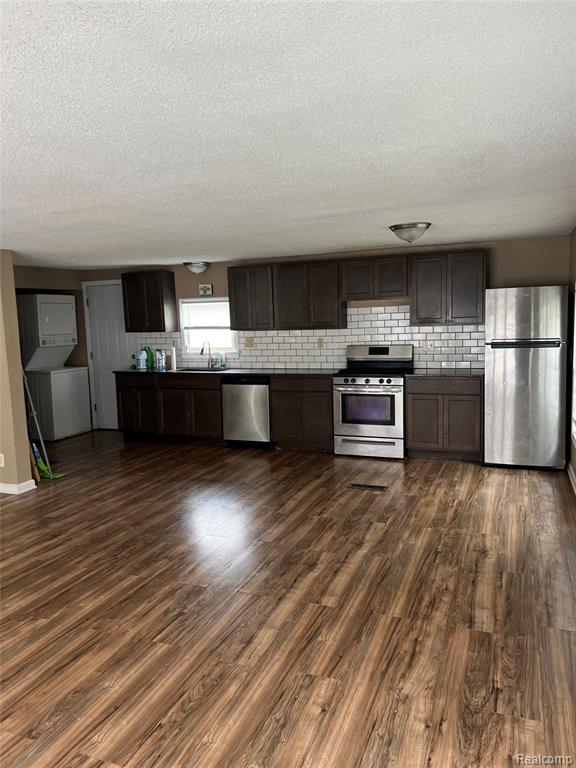 35945 Herman Street Romulus, MI 48174 - Photo 6 of 26