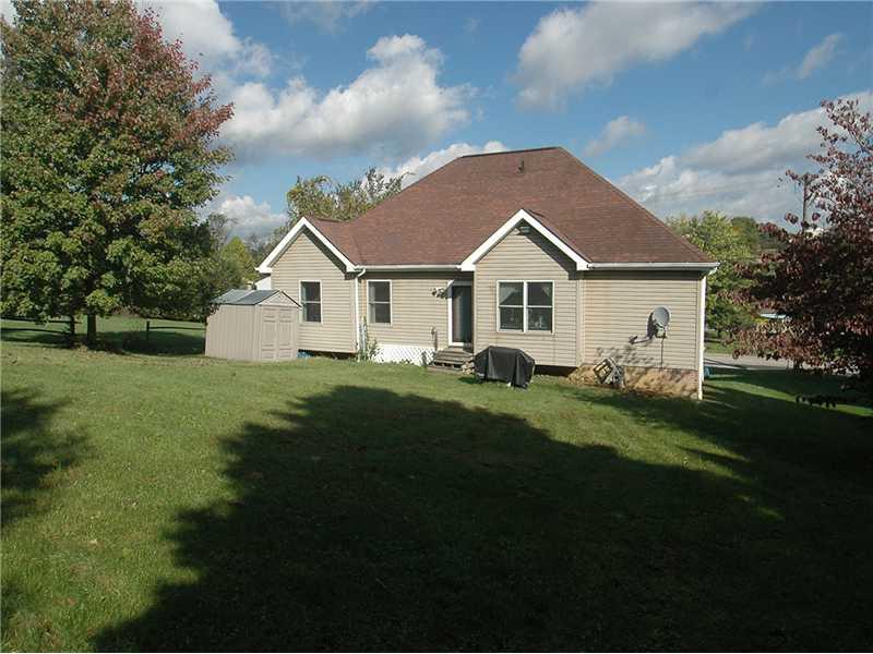 240 Seanor Road Irwin, PA 15642 - Photo 19 of 19 Exterior Back.