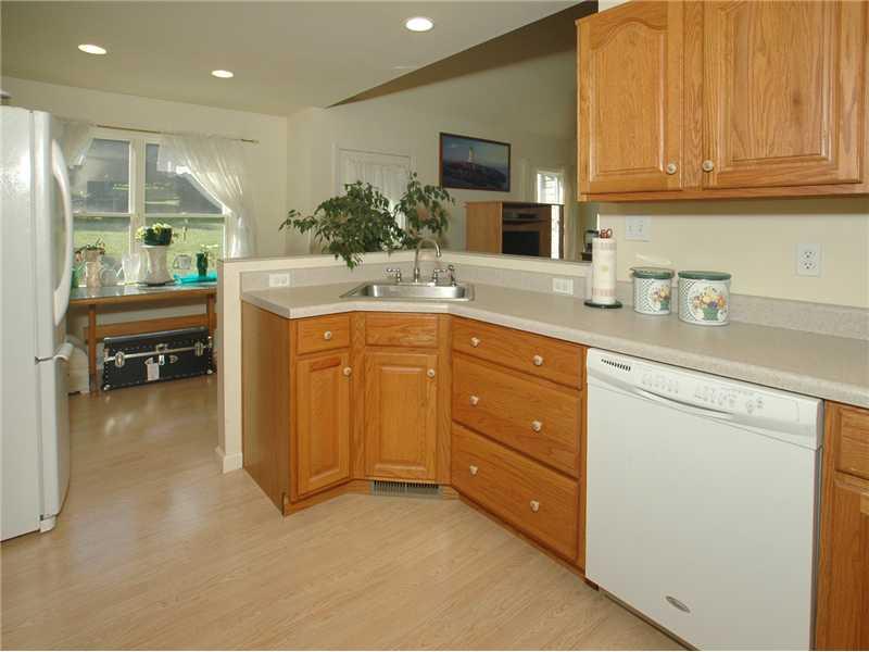 240 Seanor Road Irwin, PA 15642 - Photo 3 of 19 Kitchen.