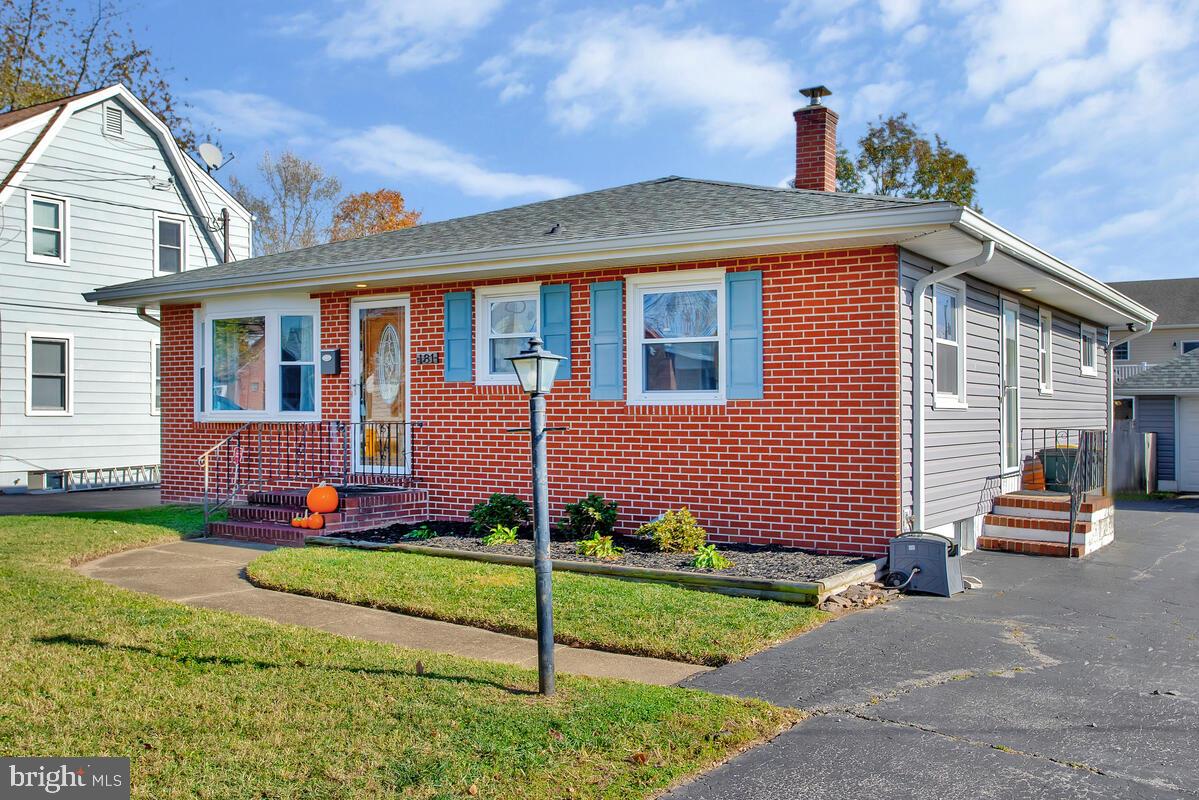 181 Kenwood Road Pasadena, MD 21122 - Photo 3 of 35 Front Exterior