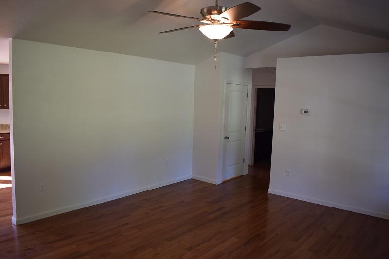 8889 Dickerson Mill Road Moneta, VA 24121 - Photo 9 of 30 Living Room1