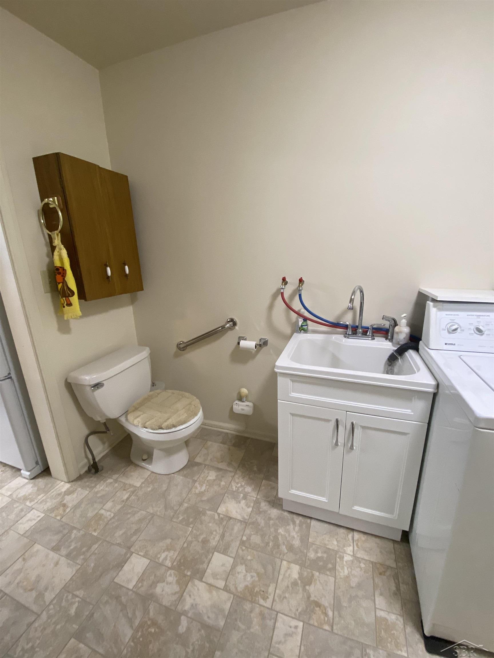 4302 Risedorph Street Burton, MI 48509 - Photo 18 of 18 50092643-17.JPG