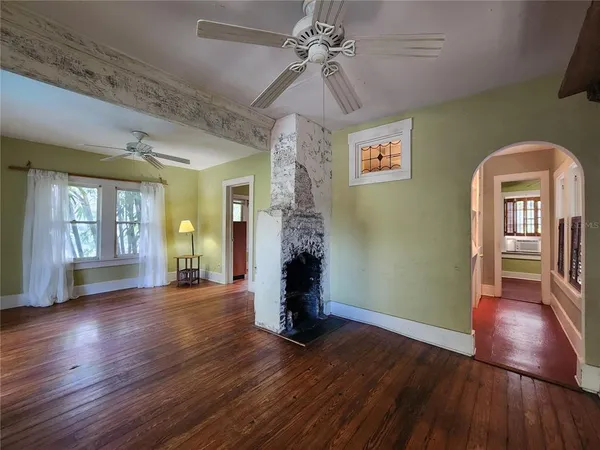 $435,000 | 2121 7th Avenue West, Bradenton, FL 34205