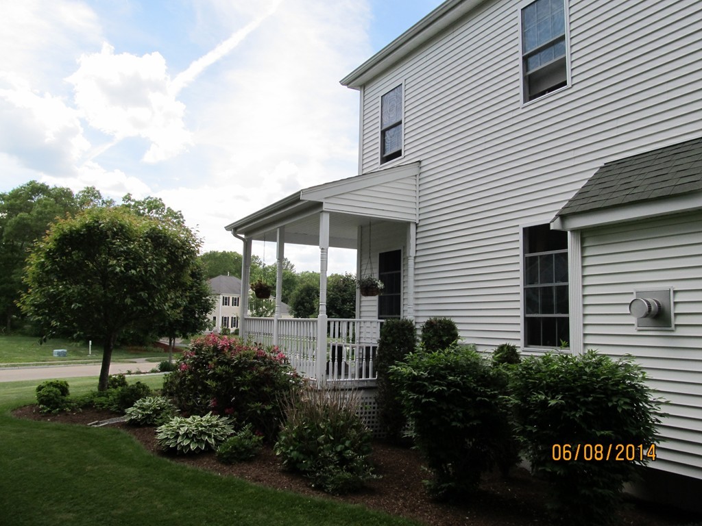 26 Noreen Road Mansfield, MA 02048 - Photo 5 of 30 Gallery Image 5