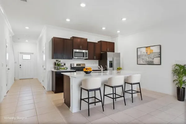 $2,395 | 13755 Big Hawk Way, Lithia, FL 33547