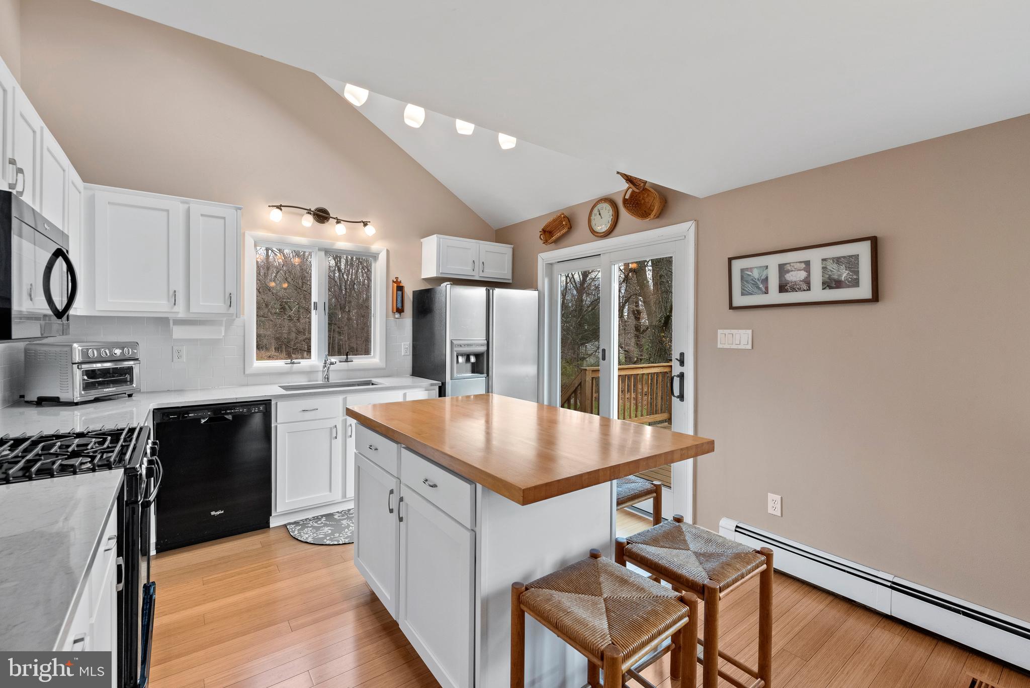 263 North Chapman Road Doylestown, PA 18901 - Photo 7 of 34 Gallery Image 7