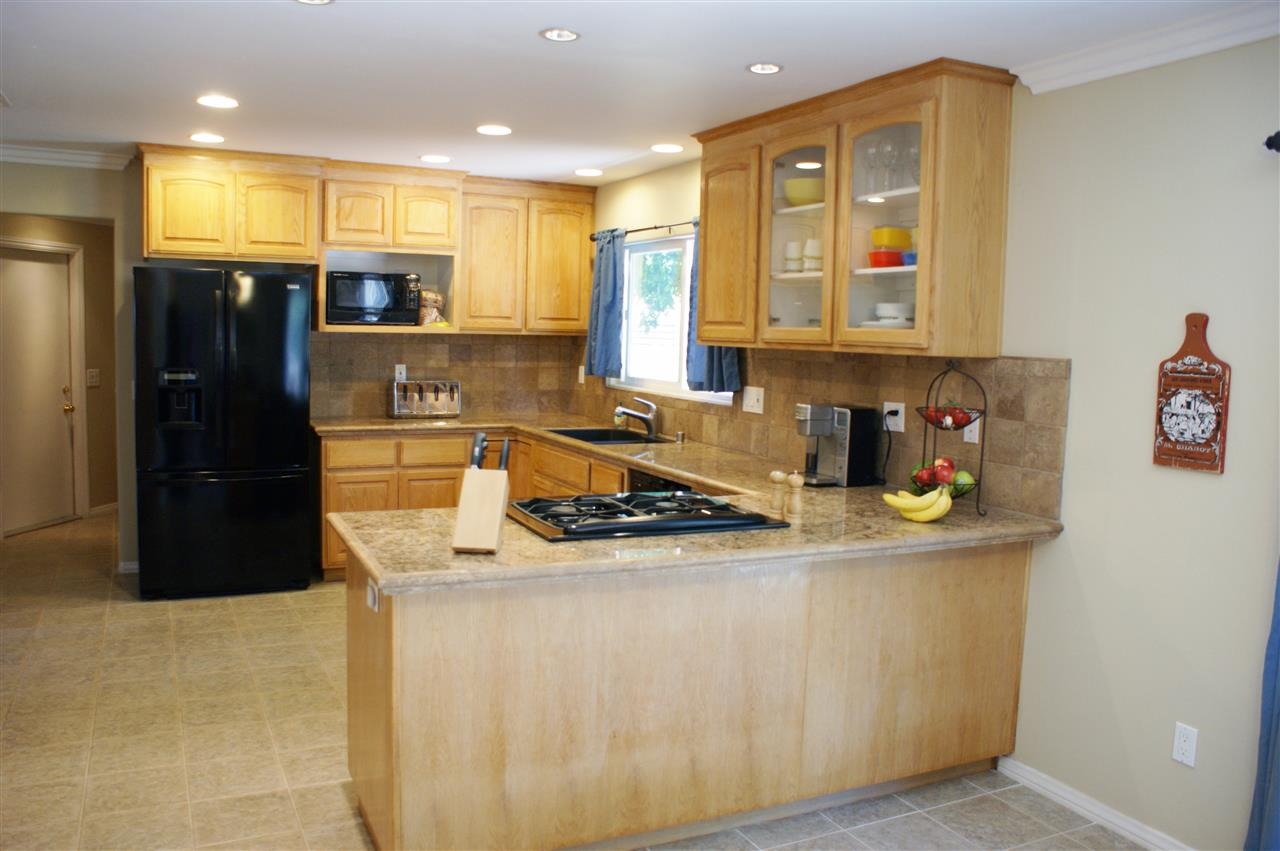 1202 Canter Road Escondido, CA 92027 - Photo 6 of 25 Gallery Image 6
