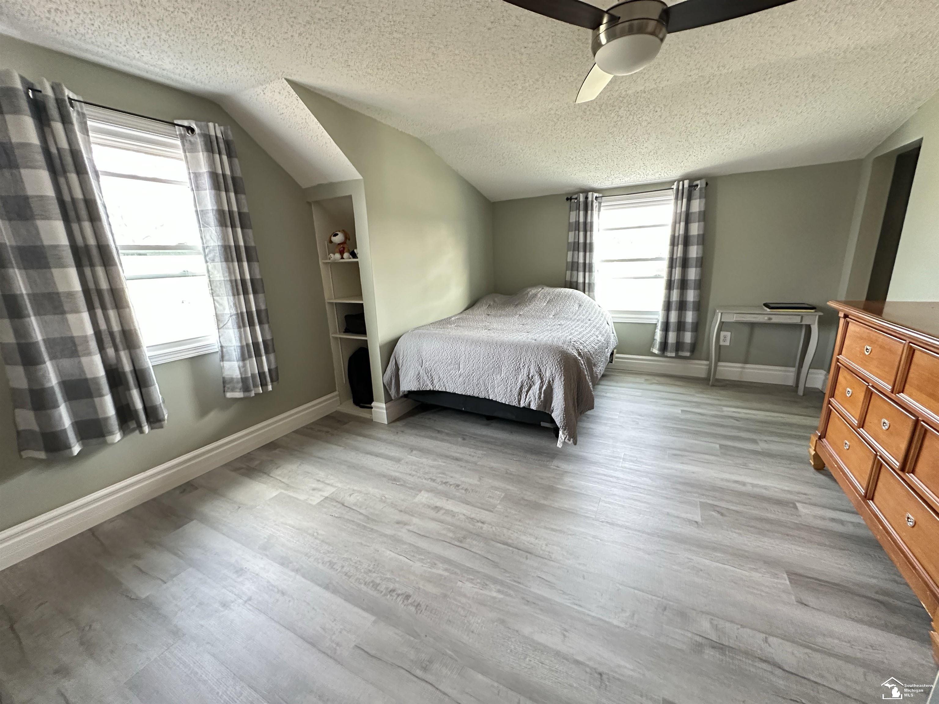 907 West Russell Road Tecumseh, MI 49286 - Photo 14 of 23