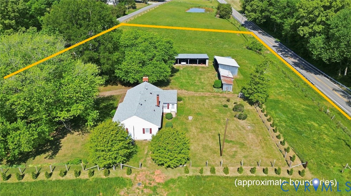 688 Three Chopt Road Manakin-Sabot, VA 23103 - Photo 2 of 38