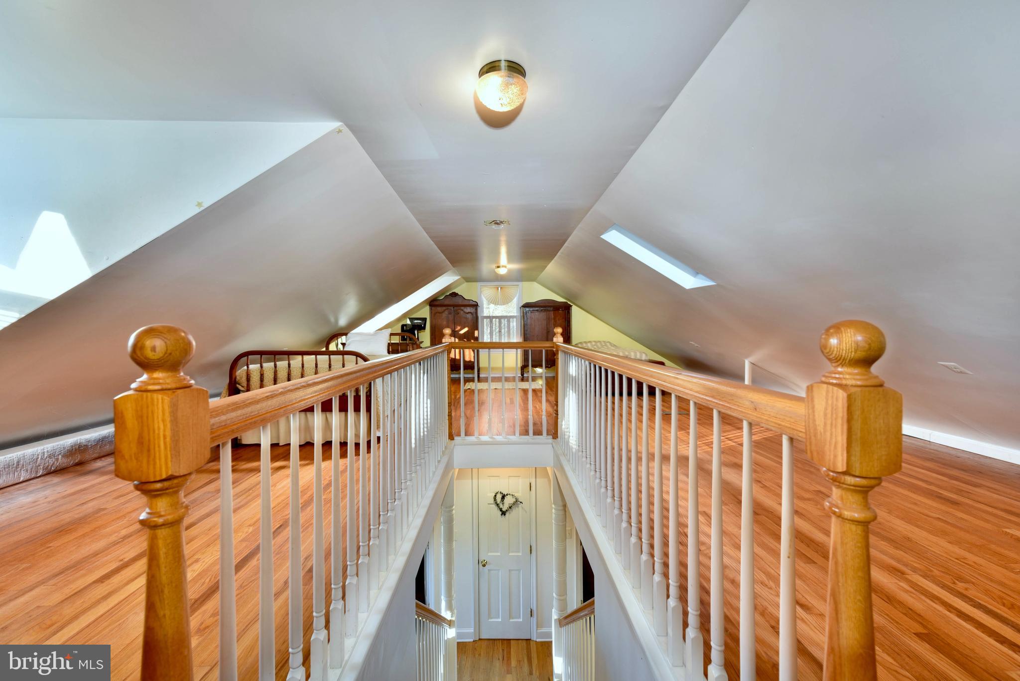 17398 Hamilton Station Road Hamilton, VA 20158 - Photo 10 of 21 FINISHED LOFT