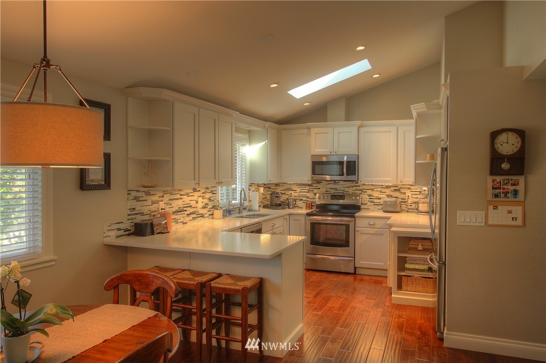 623 220th Street Southwest Bothell, WA 98021 - Photo 12 of 21