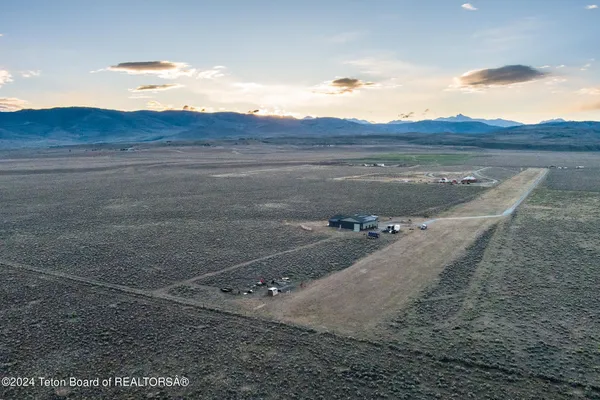 $795,000 | 78 East Fork Big Sandy Road, Boulder, WY 82923