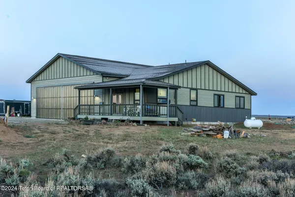$795,000 | 78 East Fork Big Sandy Road, Boulder, WY 82923