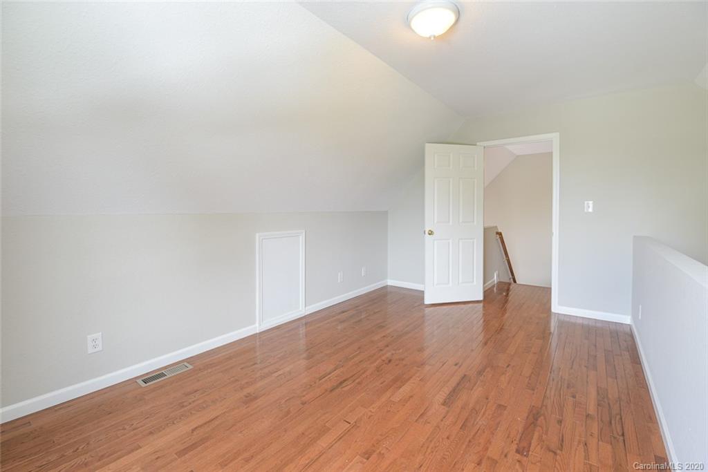 64 Gibbs Road Leicester, NC 28748 - Photo 34 of 45 Gallery Image 34