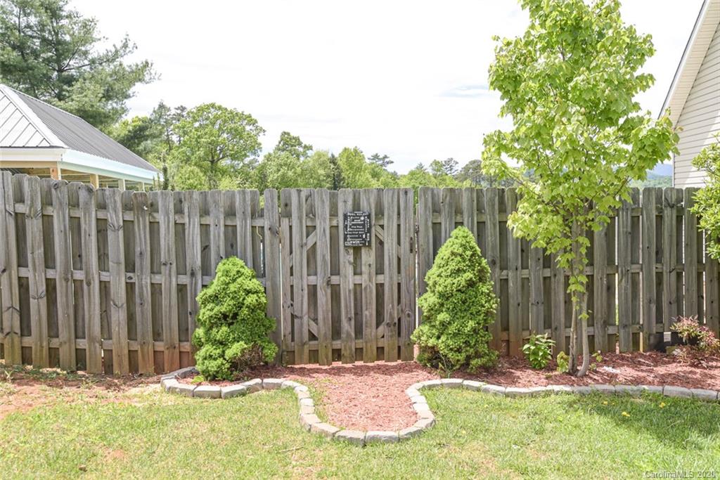 64 Gibbs Road Leicester, NC 28748 - Photo 41 of 45 Gallery Image 41