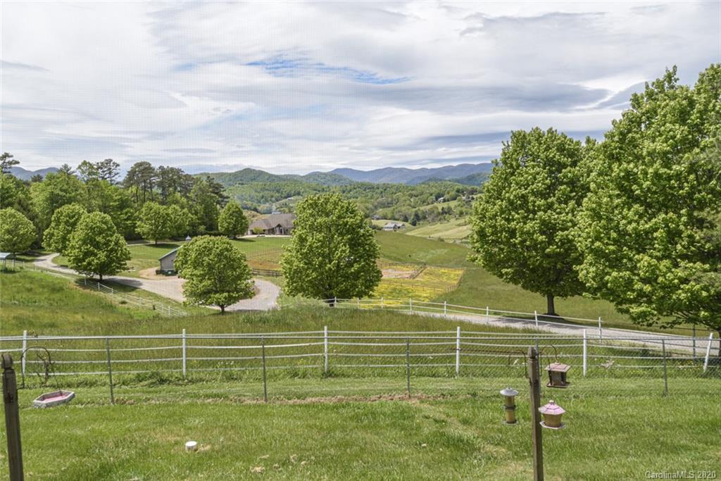 64 Gibbs Road Leicester, NC 28748 - Photo 42 of 45 Gallery Image 42