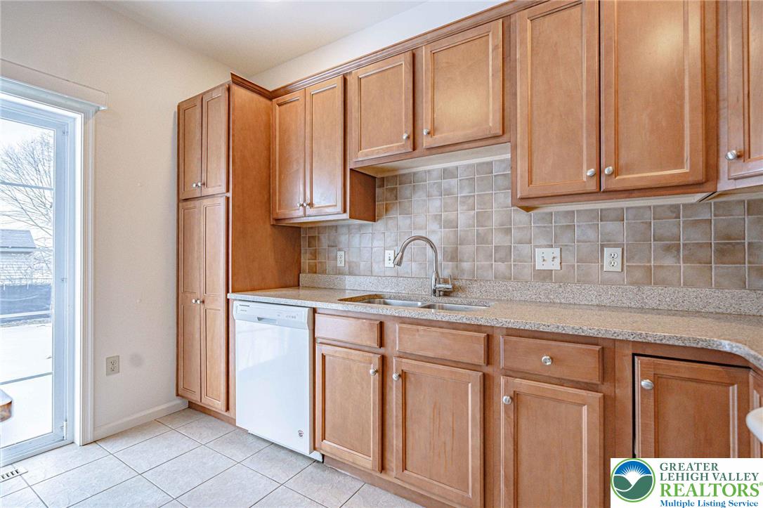 7707 Racite Road Lower Macungie Township, PA 18062 - Photo 14 of 46 Gallery Image 14