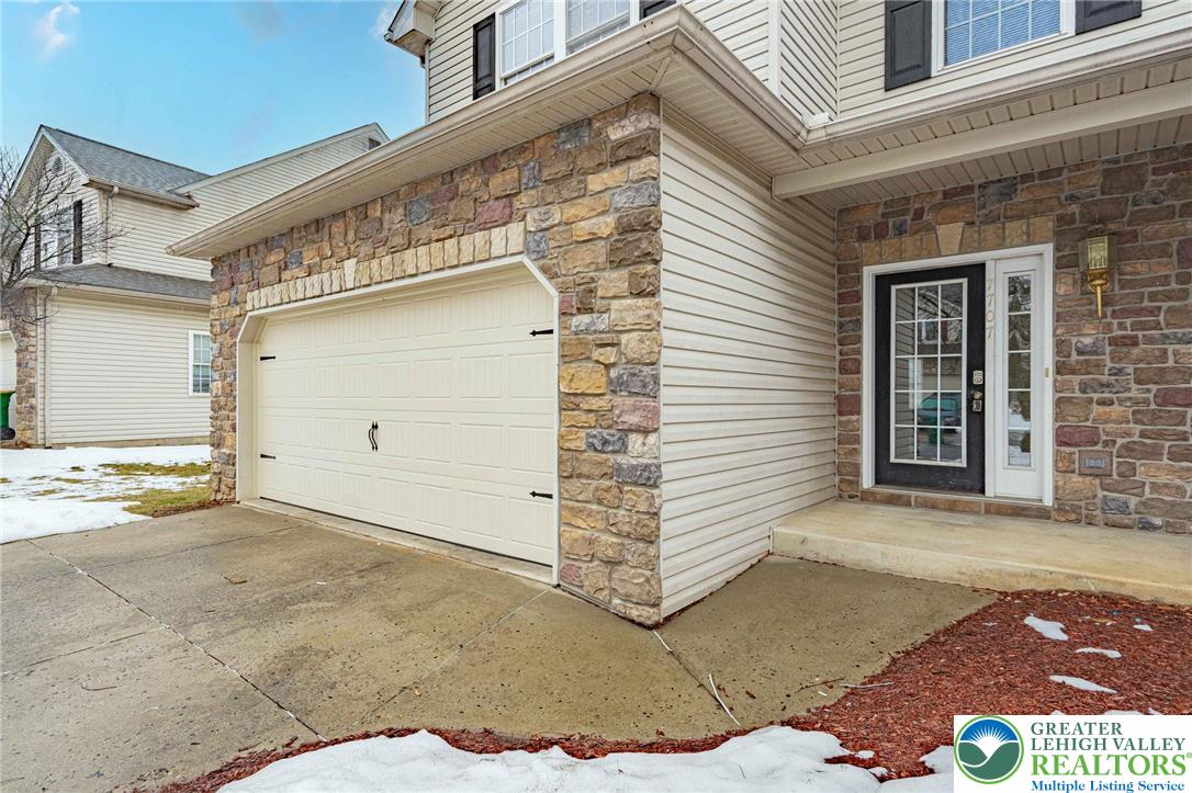 7707 Racite Road Lower Macungie Township, PA 18062 - Photo 3 of 46 Gallery Image 3