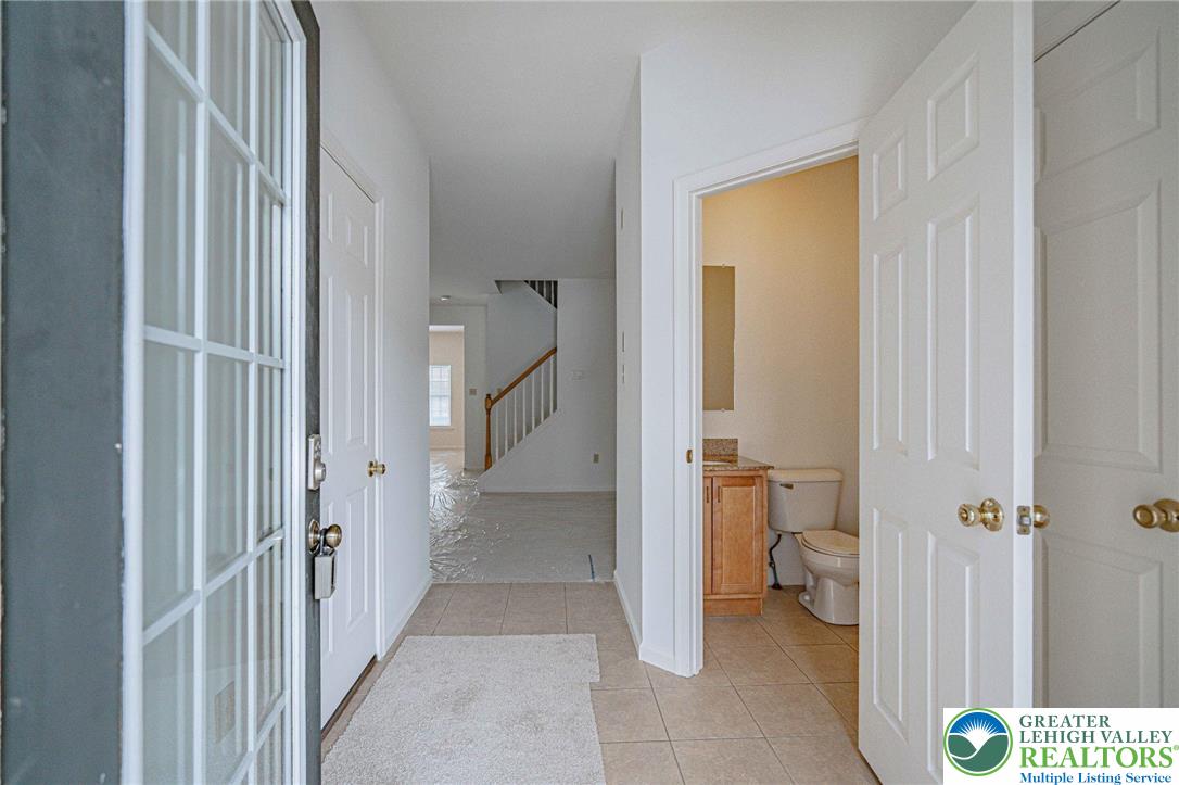 7707 Racite Road Lower Macungie Township, PA 18062 - Photo 5 of 46 Gallery Image 5