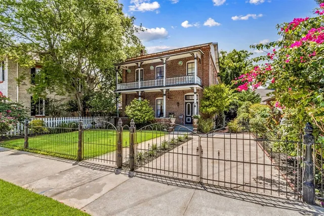 $1,199,000 | 23 South 7th Street, Fernandina Beach, FL 32034