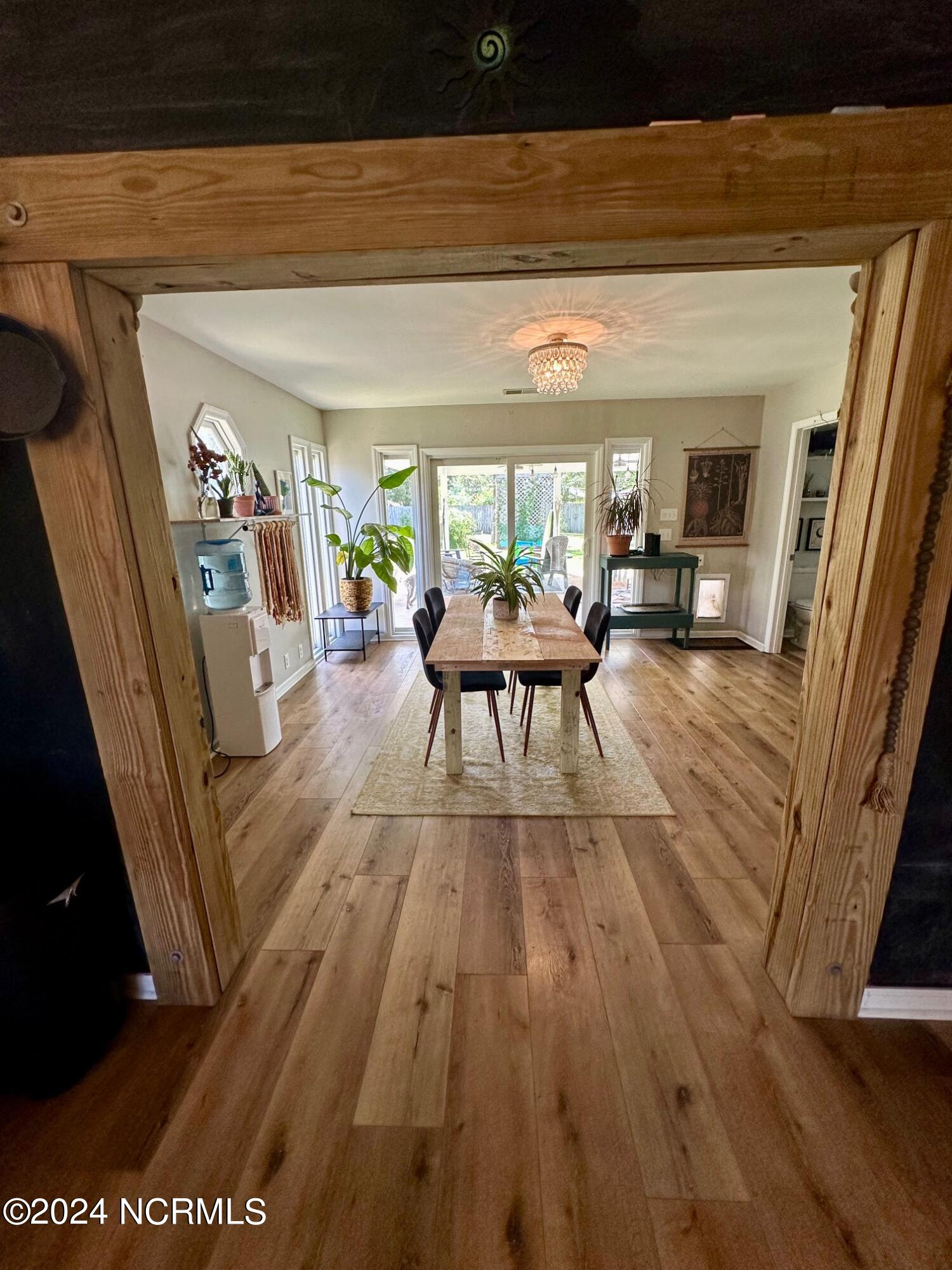 187 9 Mile Road Newport, NC 28570 - Photo 16 of 46 Dining