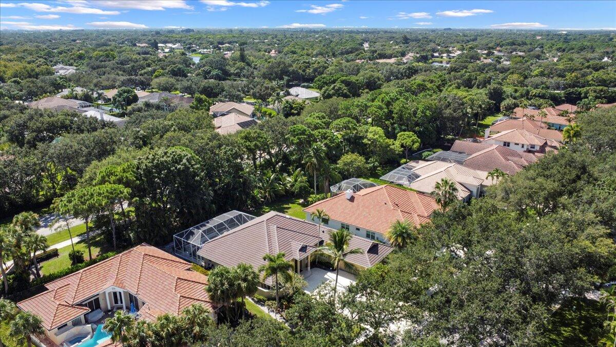 6989 Cypress Cove Circle Jupiter, FL 33458 - Photo 41 of 47 an aerial view of a