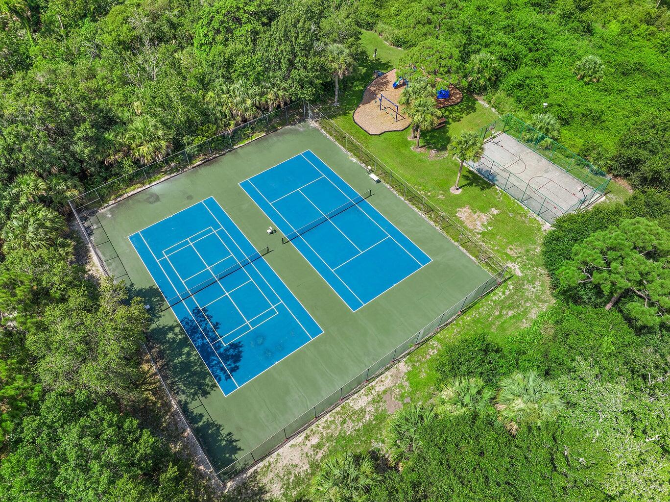 6989 Cypress Cove Circle Jupiter, FL 33458 - Photo 47 of 47 a view of an outdoor space