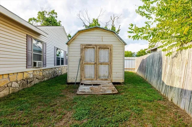 $199,000 | 2100 Southeast 19th Street, Mineral Wells, TX 76067