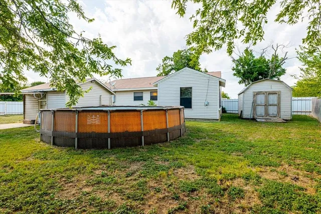 $199,000 | 2100 Southeast 19th Street, Mineral Wells, TX 76067