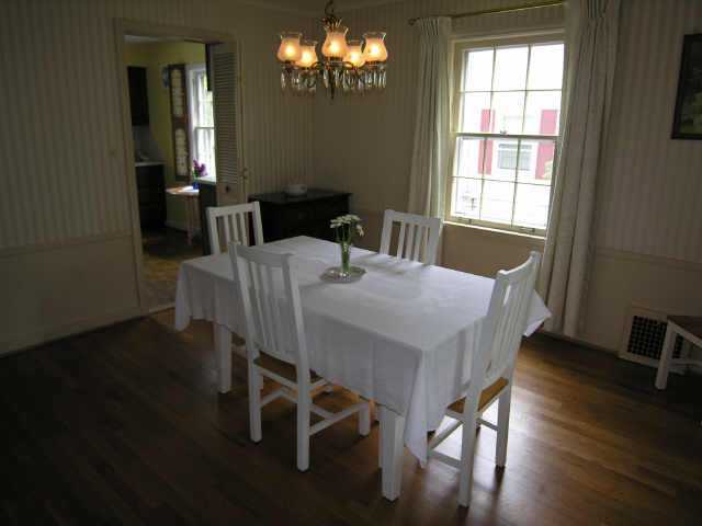 2092 Andover Road Columbus, OH 43221 - Photo 4 of 5