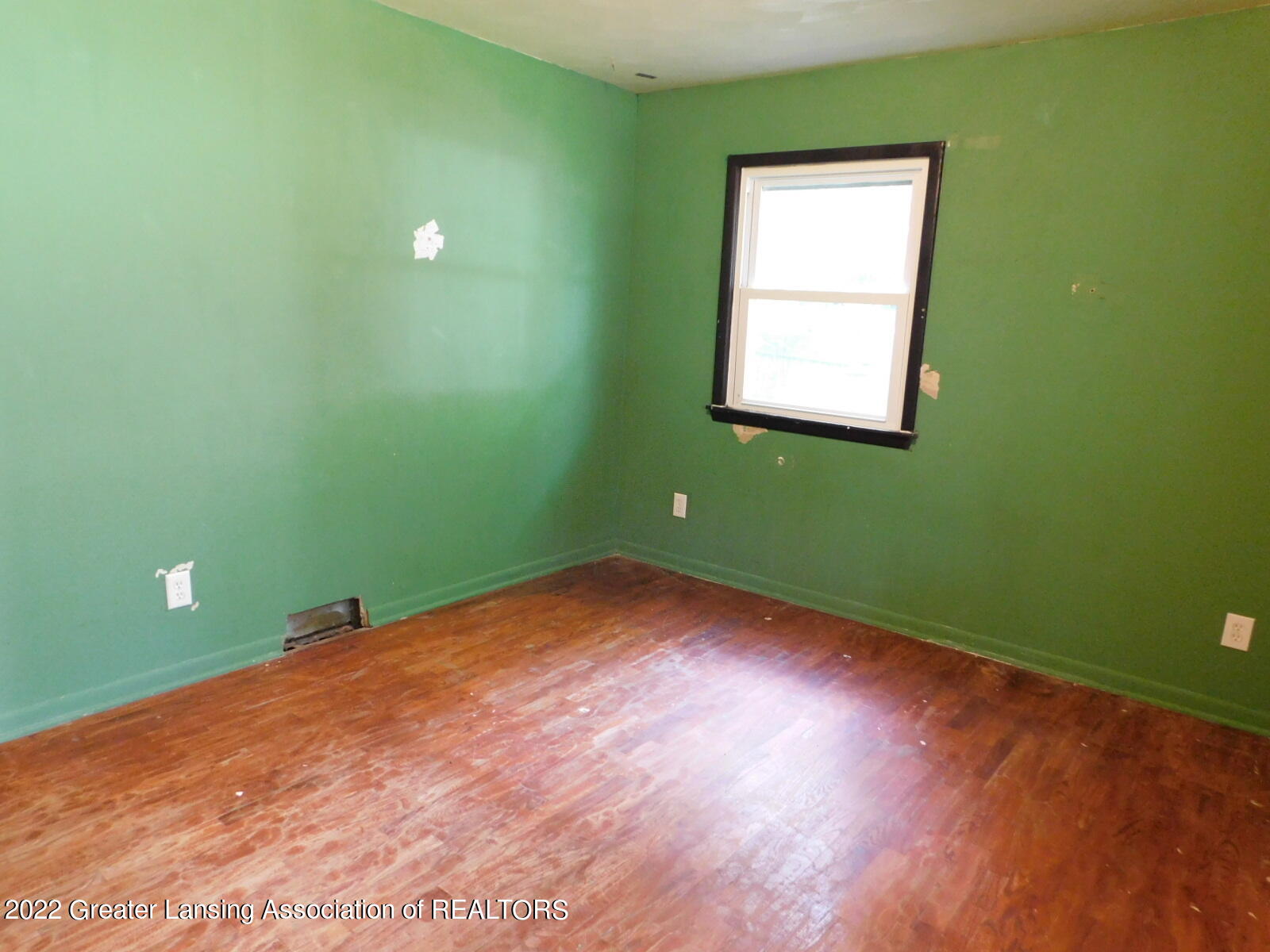 6034 Rolfe Road Lansing, MI 48911 - Photo 13 of 24 DSCN1467