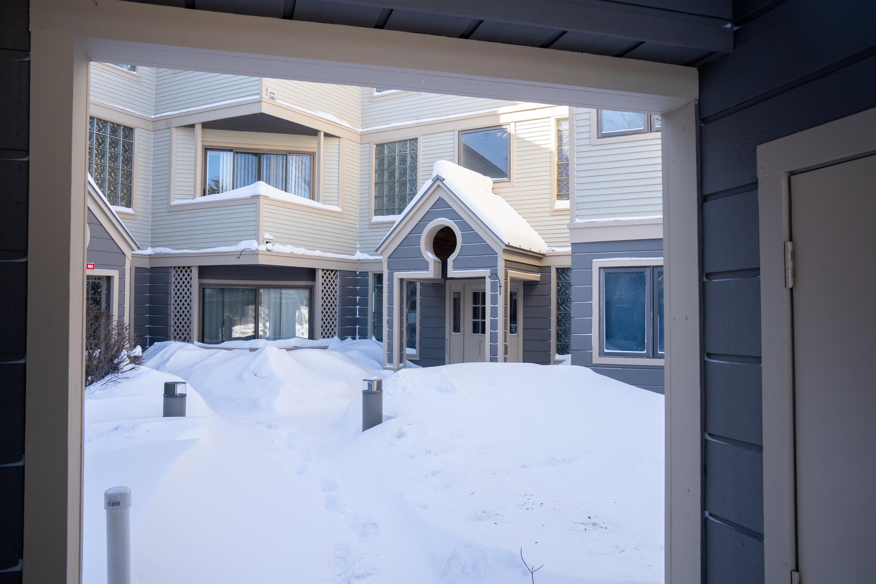 47 High Point Drive, Unit B21 Stratton, VT 05155 - Photo 3 of 19 Gallery Image 3
