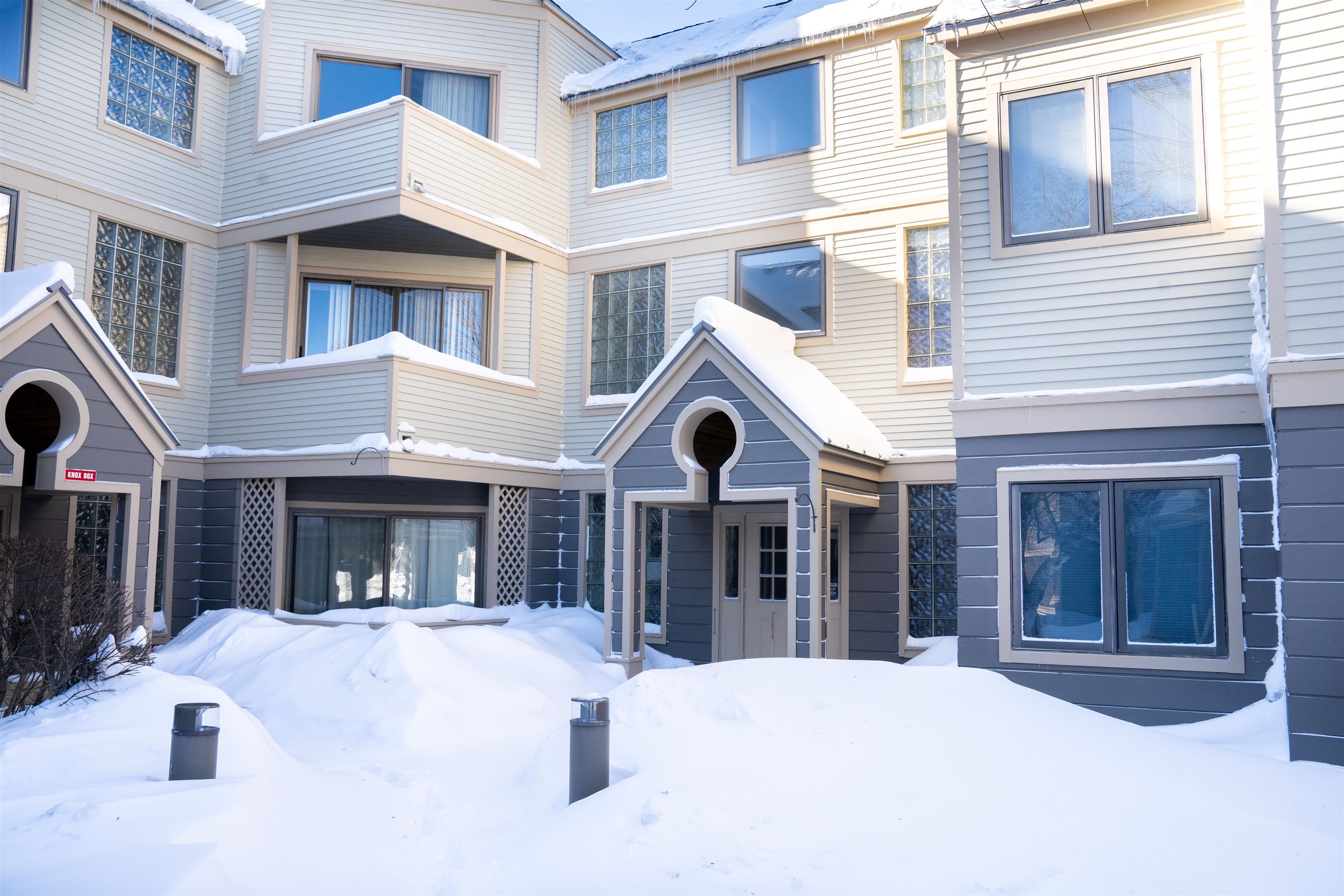 47 High Point Drive, Unit B21 Stratton, VT 05155 - Photo 4 of 19 Gallery Image 4