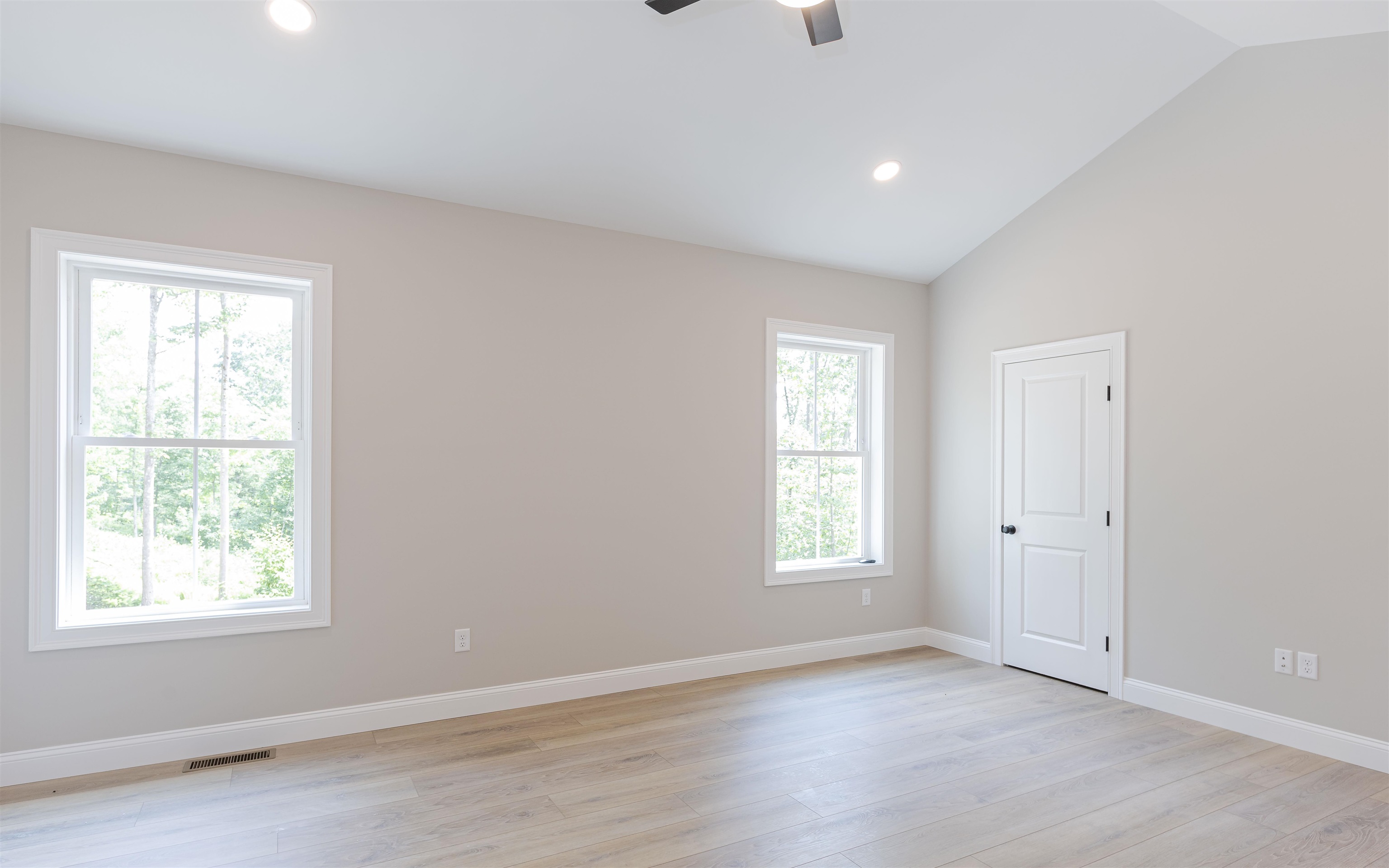 49 Dale Farm Road Rindge, NH 03461 - Photo 18 of 29